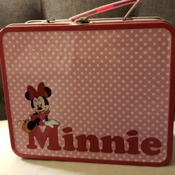 Minnie - Picture 2 of 2